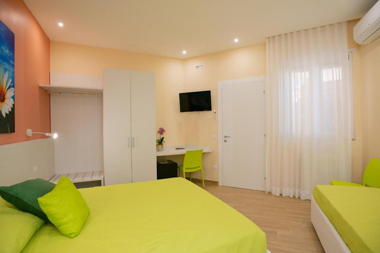B&B Rita, Nel Cuore Del Salento 莱切省卡瓦利诺 外观 照片