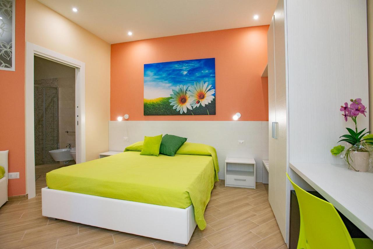 B&B Rita, Nel Cuore Del Salento 莱切省卡瓦利诺 外观 照片