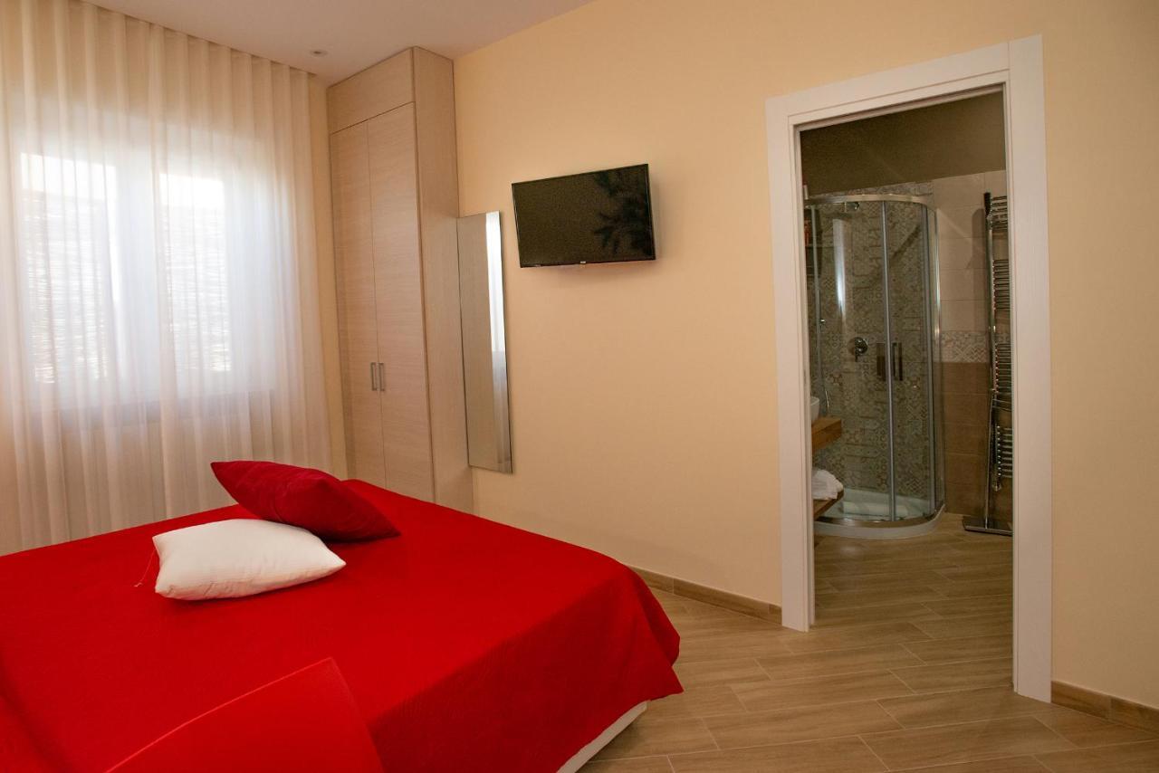B&B Rita, Nel Cuore Del Salento 莱切省卡瓦利诺 外观 照片