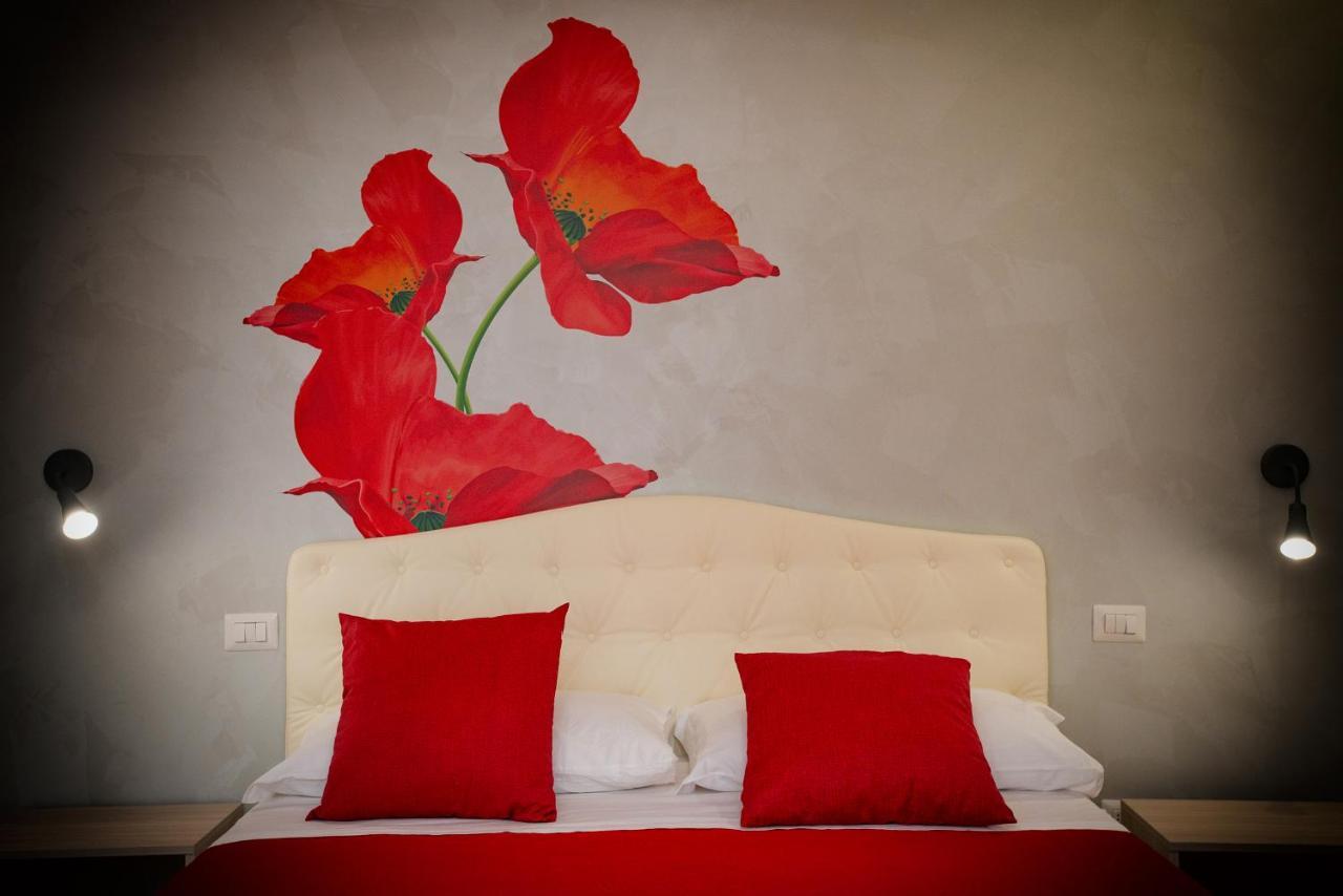 B&B Rita, Nel Cuore Del Salento 莱切省卡瓦利诺 外观 照片